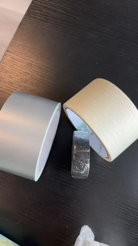 Bahan pelekat diri yang biasa digunakan dan sifatnya